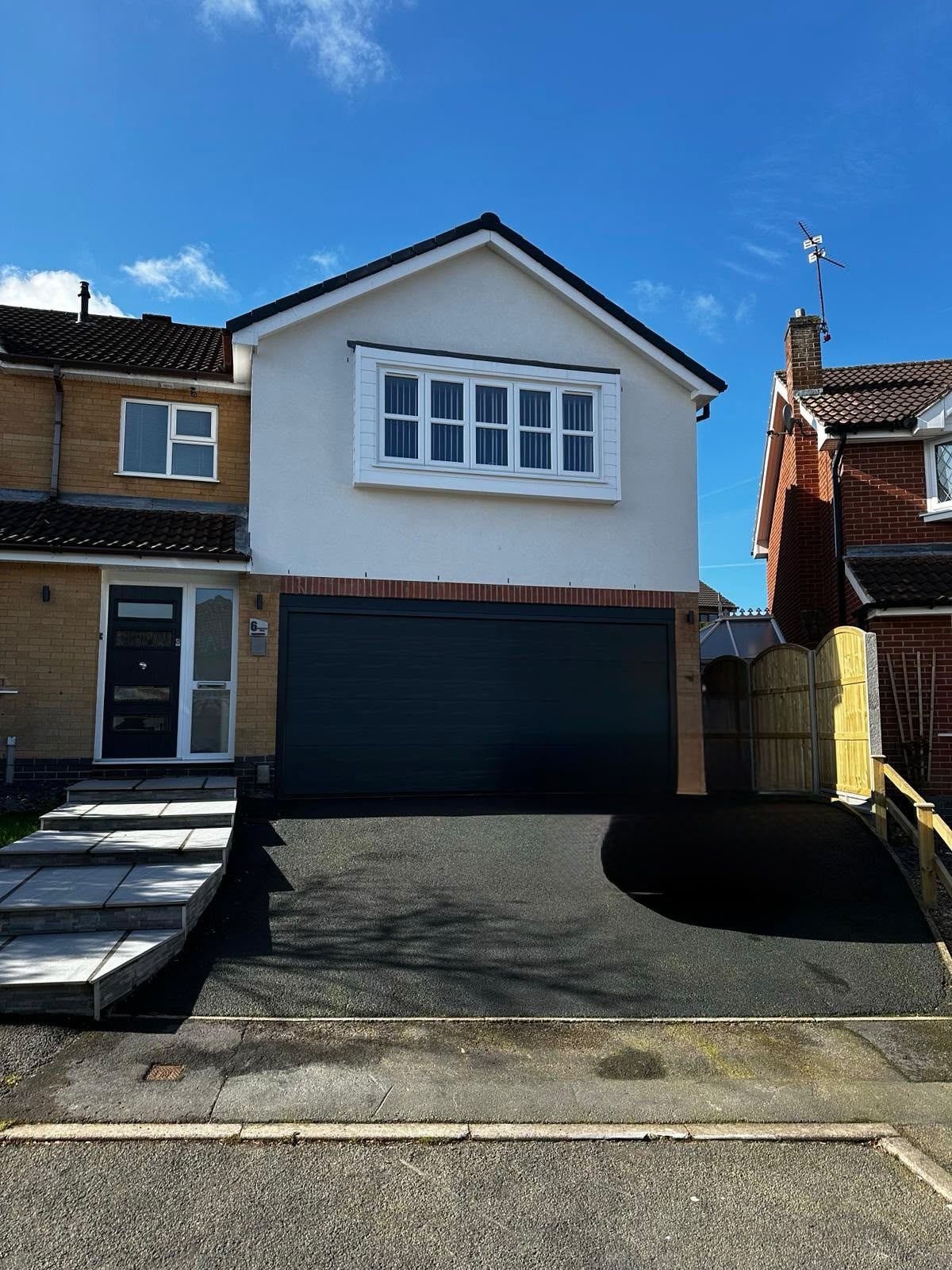 Contemporary two-storey house extension